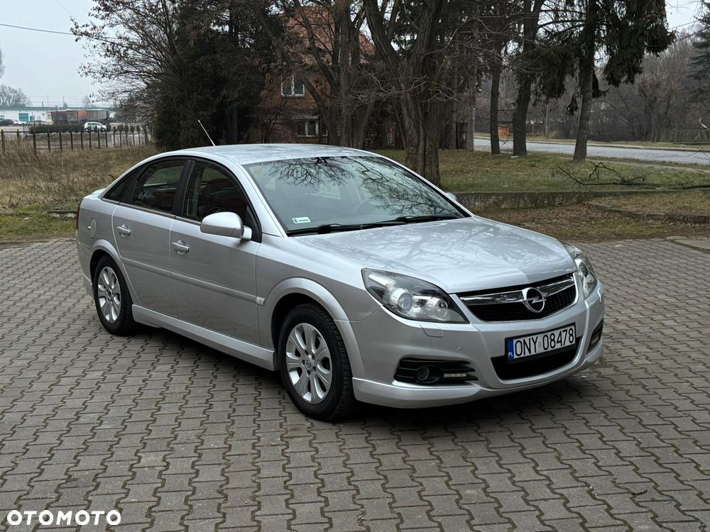 Opel Vectra 1.9 CDTI Sport / GTS - 4