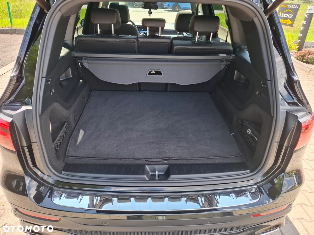 Mercedes-Benz GLB 250 4-Matic AMG Line 8G-DCT - 27