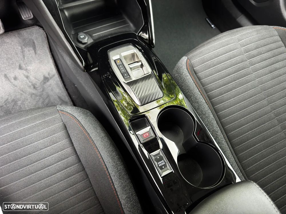 Peugeot e-2008 Active Pack - 28