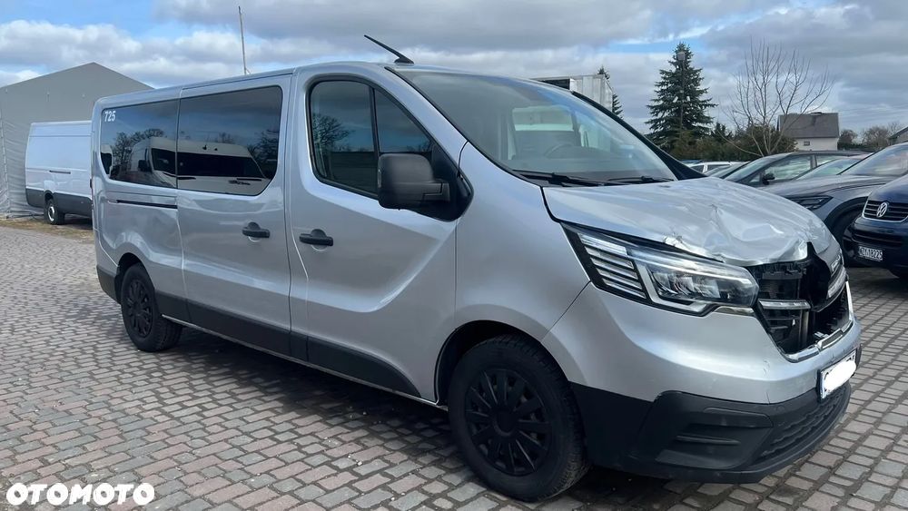 Renault Trafic - 2