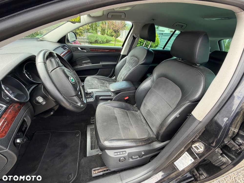 Skoda Superb 2.0 TDI DSG Exclusive - 13