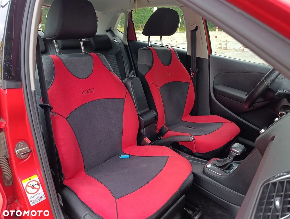 Volkswagen Polo 1.4 16V Comfortline DSG - 19