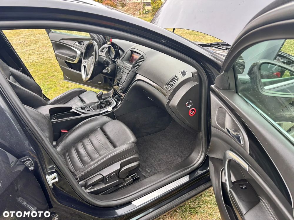Opel Insignia - 12