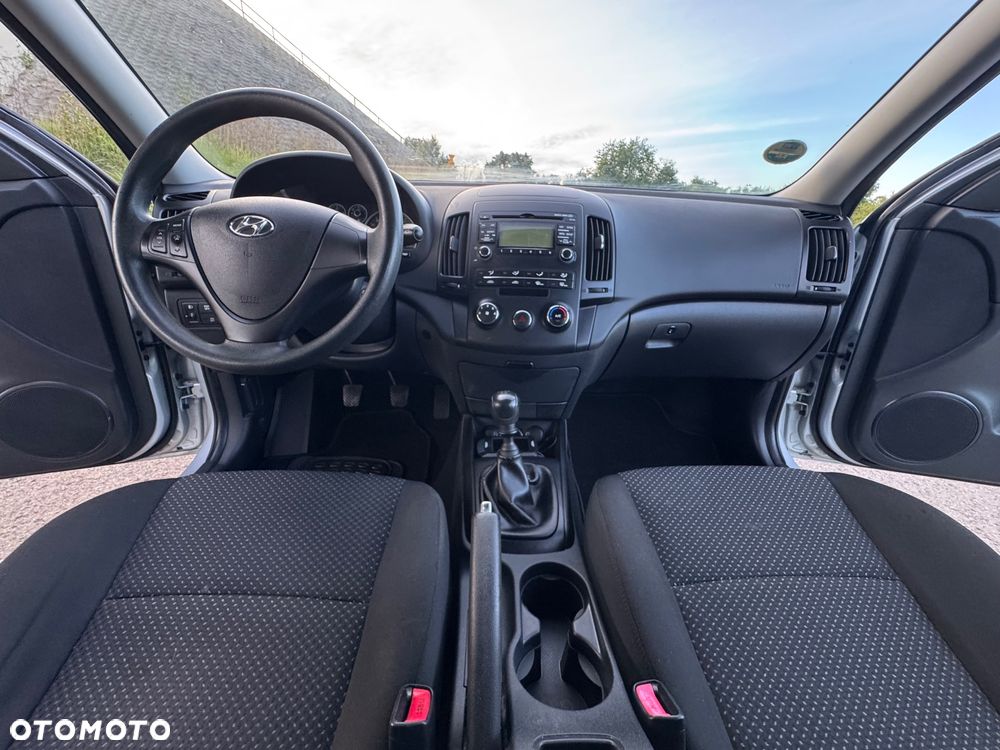 Hyundai i30 1.4 Blue Comfort - 25