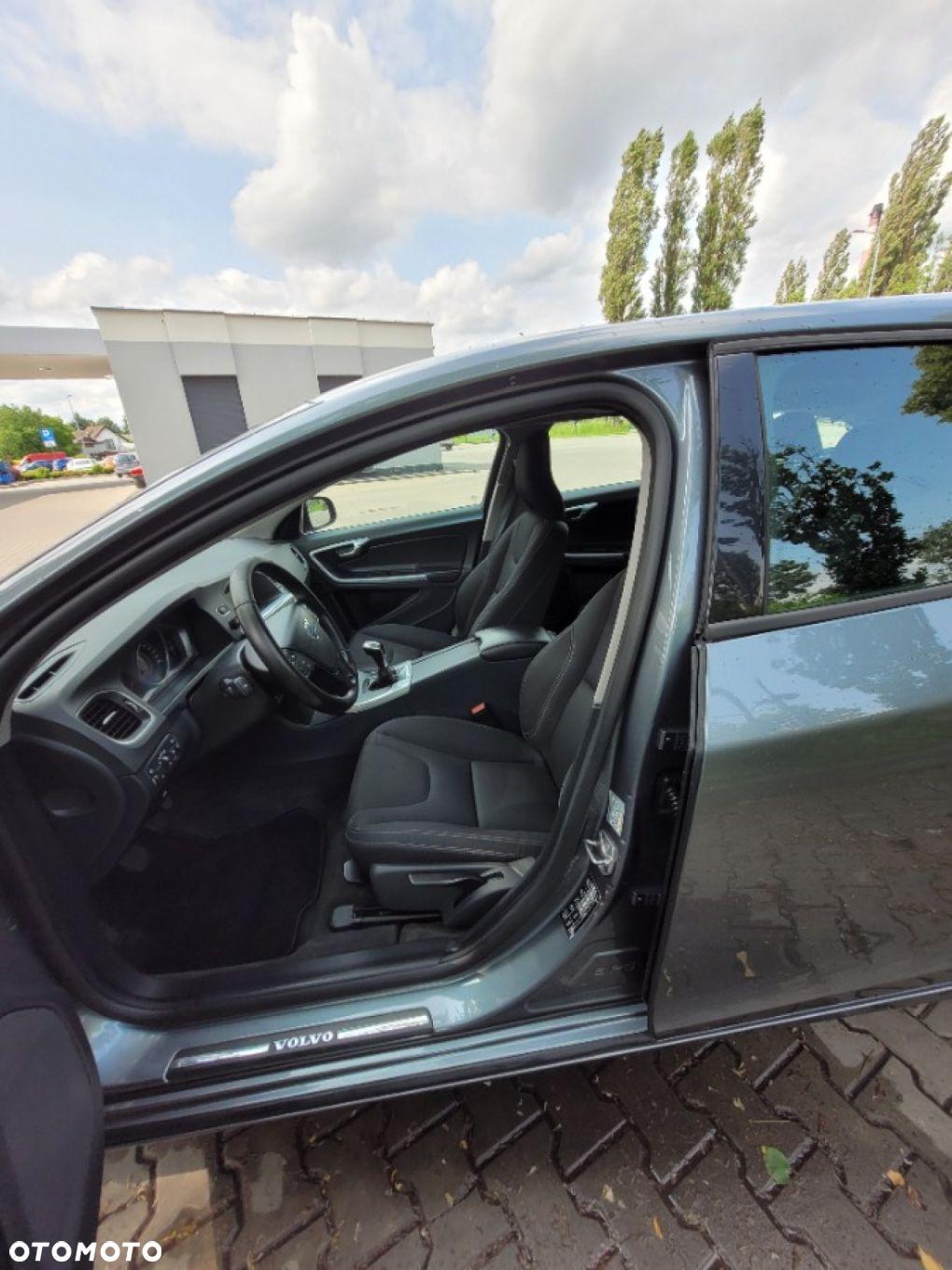 Volvo V60 D2 Summum - 13