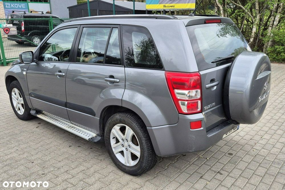 Suzuki Grand Vitara 1.9 DDiS Premium EU5 - 6