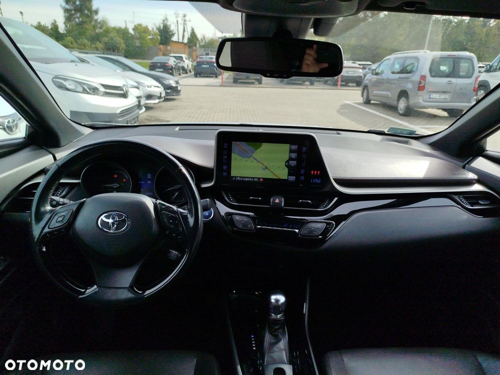 Toyota C-HR - 12