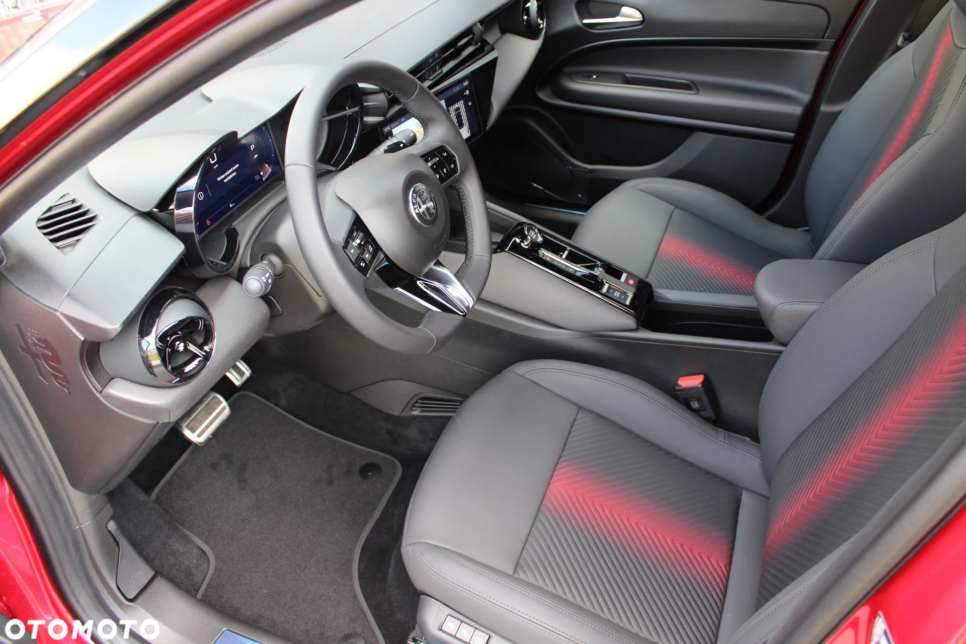 Alfa Romeo Junior 1.2 mHEV Ibrida Speciale eDCT - 10