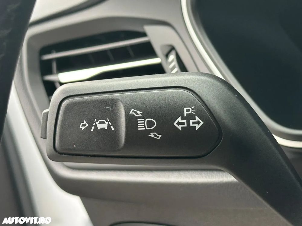 Ford Focus 1.5 EcoBlue Titanium - 27