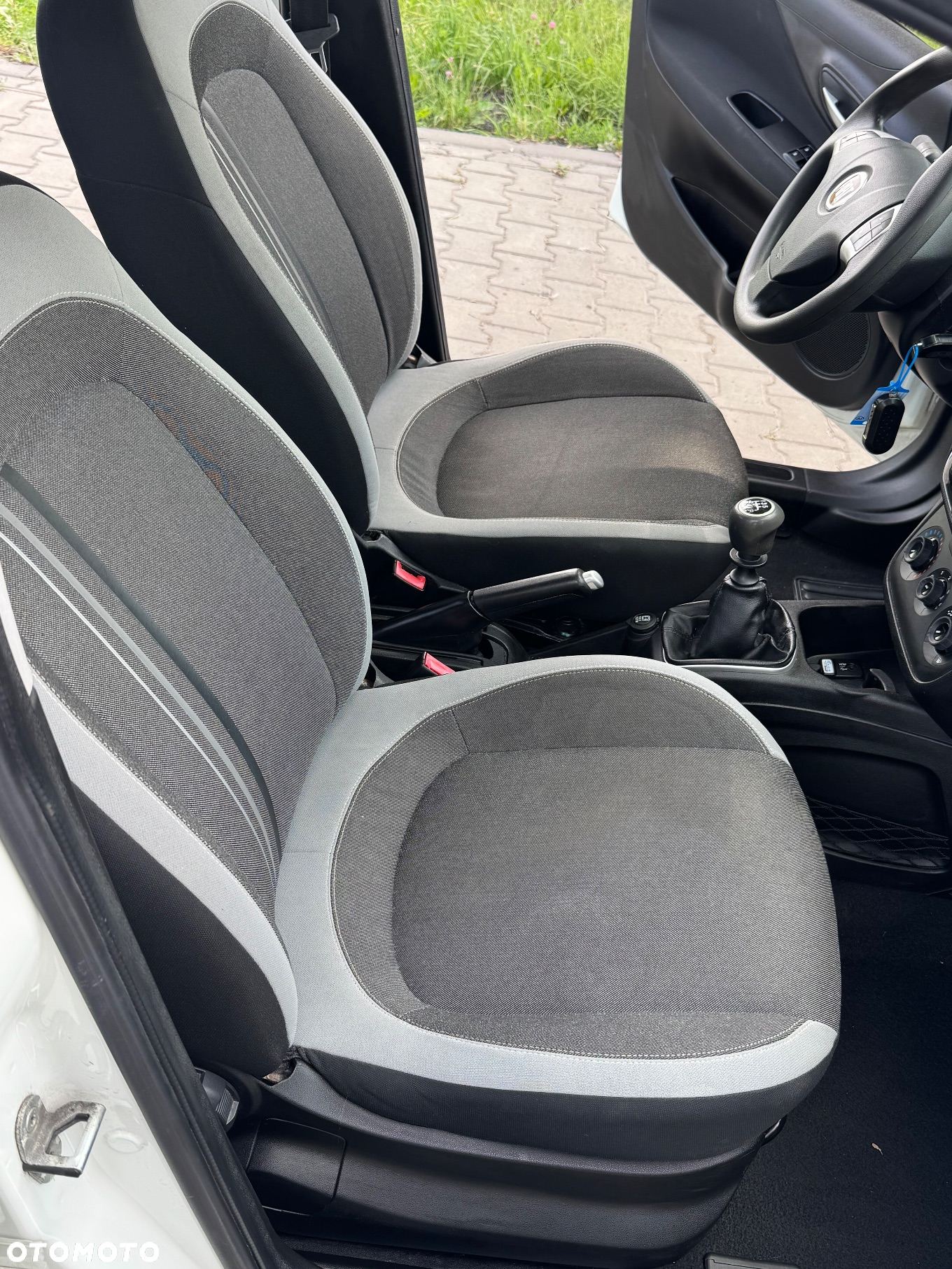 Fiat Punto 1.4 Estiva S&S - 17