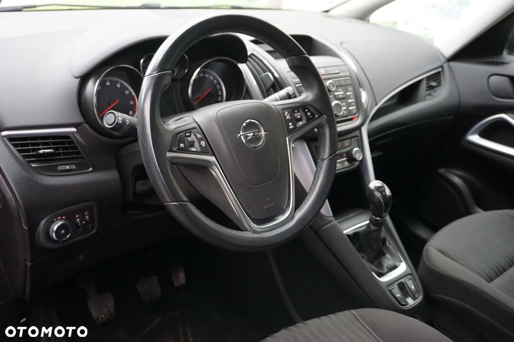 Opel Zafira 1.4 T Enjoy - 9