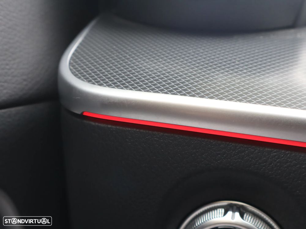 Mercedes-Benz C 300 e T 9G-TRONIC AMG Line - 20