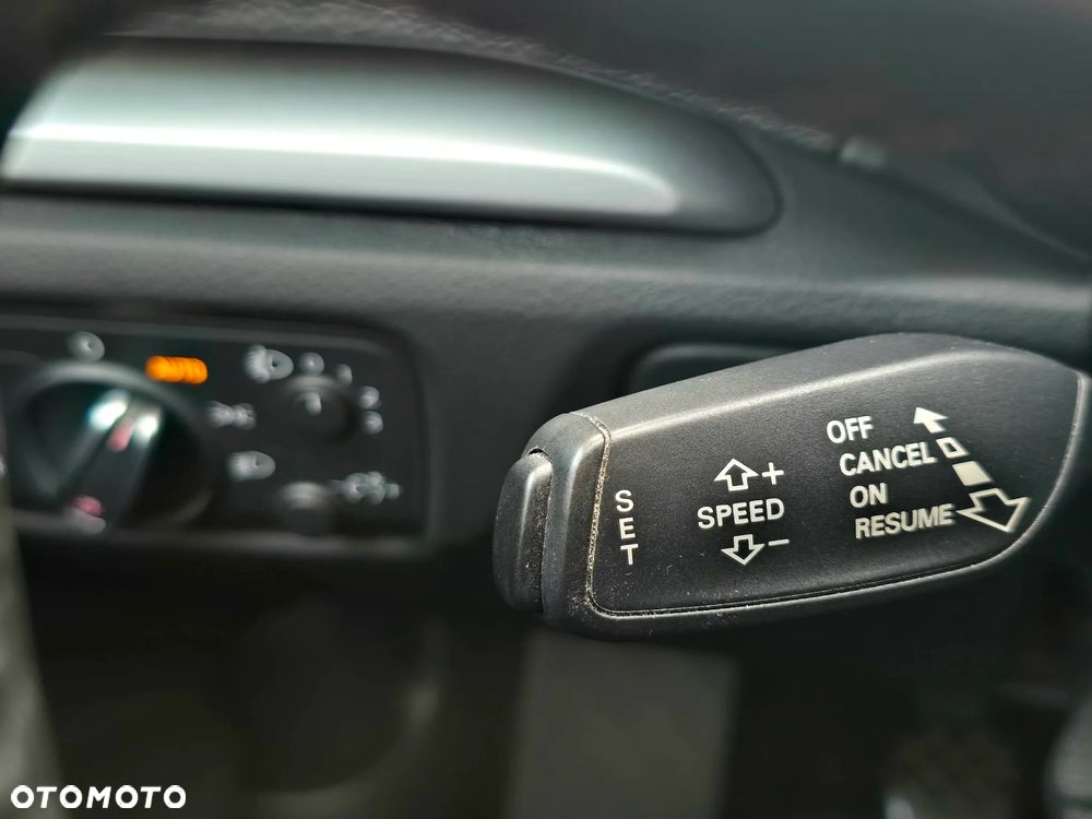 Audi A3 Sportback 1.4 TFSI Attraction - 25