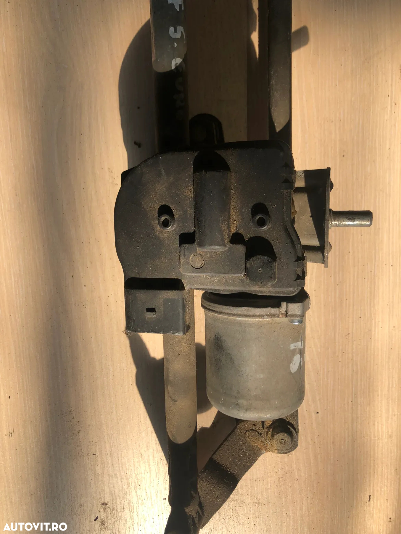 Ansamblu stergatoare complet cu motoras VW Volkswagen Golf 5 - 3