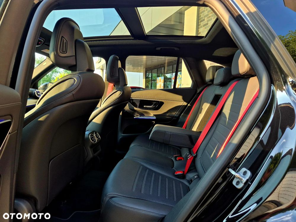 Mercedes-Benz GLC 300 4Matic 9G-TRONIC AMG Line Advanced - 20