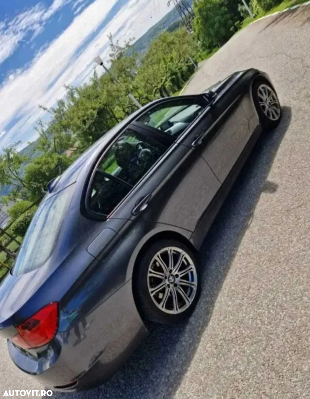 BMW Seria 3 320d - 2