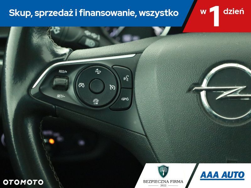 Opel Insignia - 18