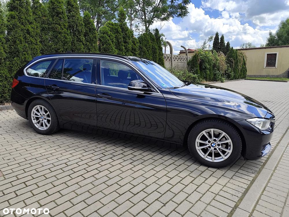 BMW Seria 3 - 23
