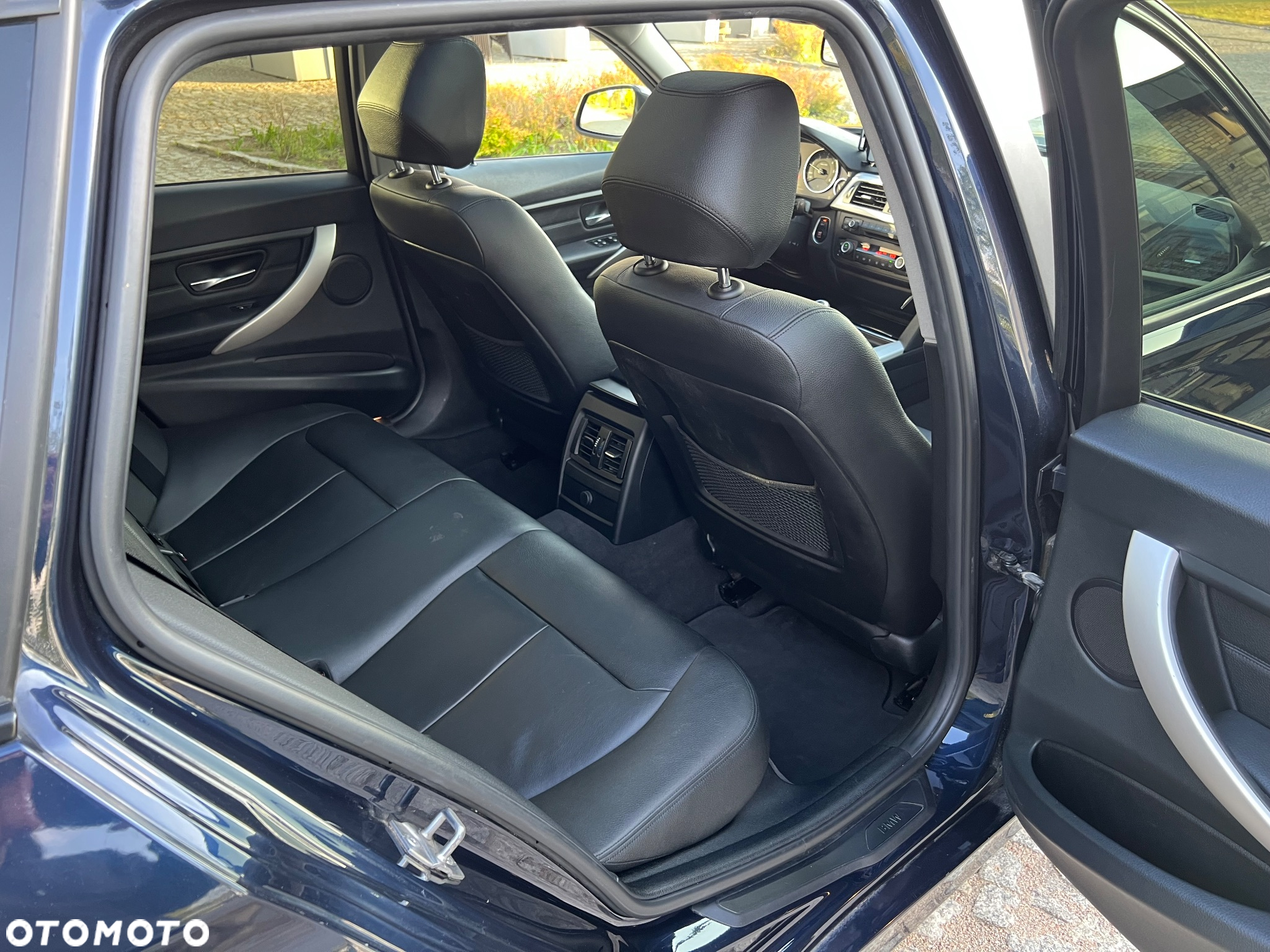 BMW Seria 3 320d Efficient Dynamics - 14