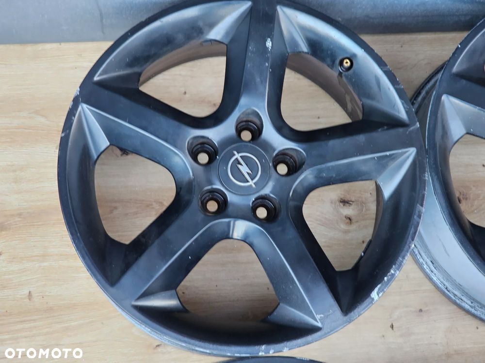 KOŁA FELGI ALUMINIOWE OPEL VECTRA ASTRA ZAFIRA SIGNUM MERIVA 17 cali 5x110 ET39 - 5