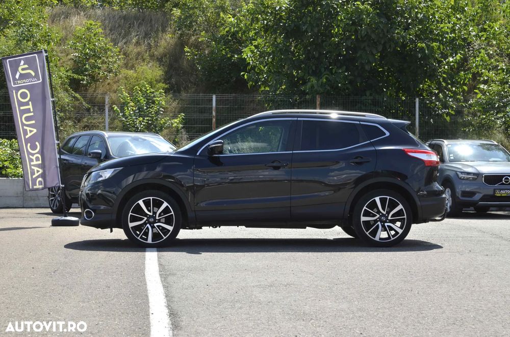 Nissan Qashqai 1.6 DCI TEKNA+ - 8