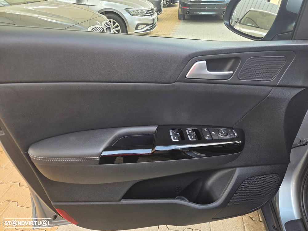 Kia Sportage - 14