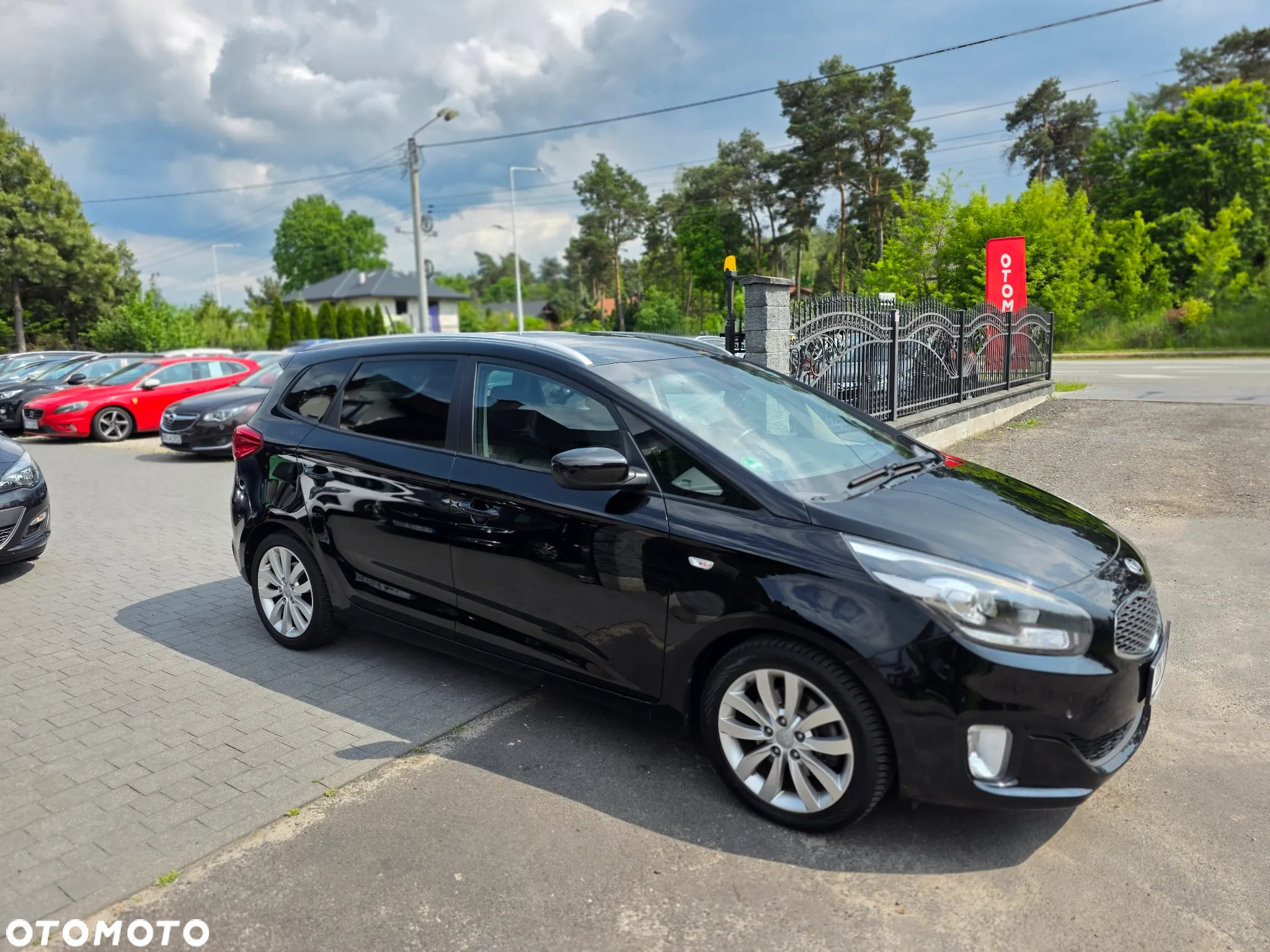Kia Carens 1.7 CRDi 115 Fifa World Cup Edition - 2