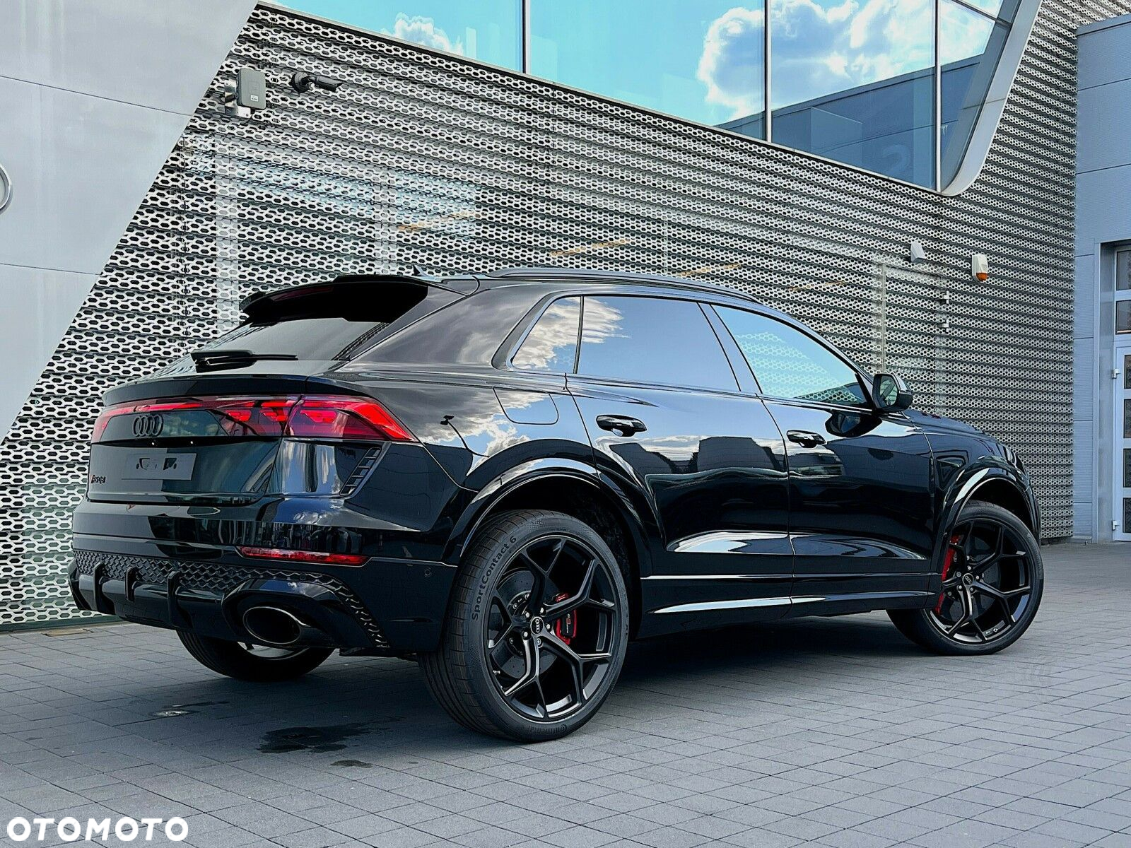 Audi RS Q8 - 10