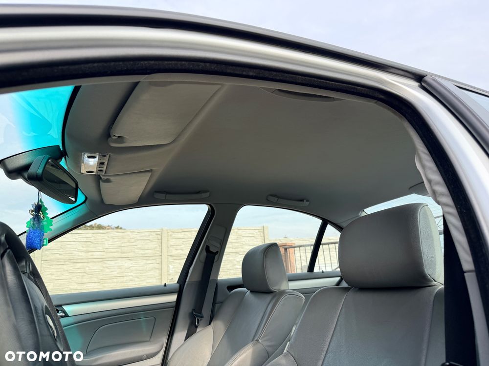 BMW Seria 3 316i - 36