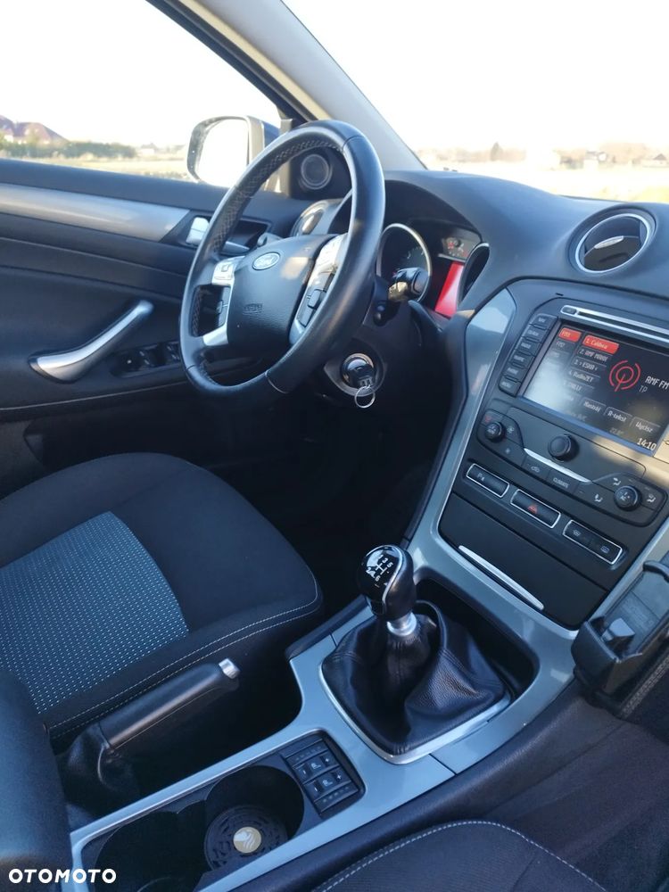 Ford Mondeo 2.0 TDCi Business Edition - 14