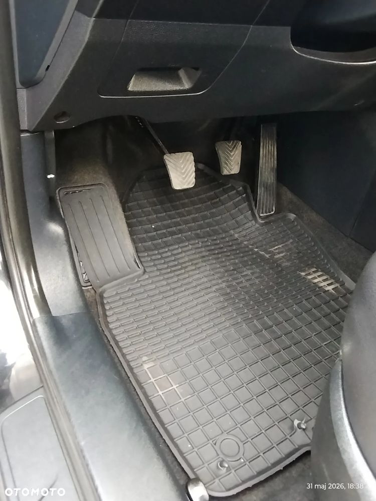 Hyundai ix35 2.0 2WD Comfort - 23