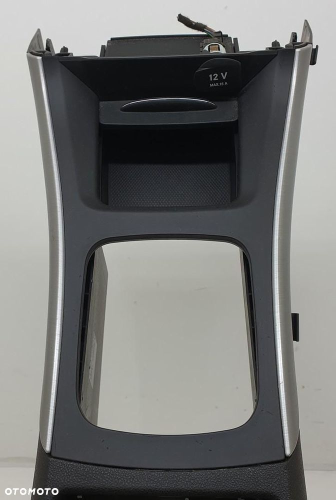 TUNEL ŚRODKOWY PODŁOKIETNIK MERCEDES W245 LIFT EUROPA - 7