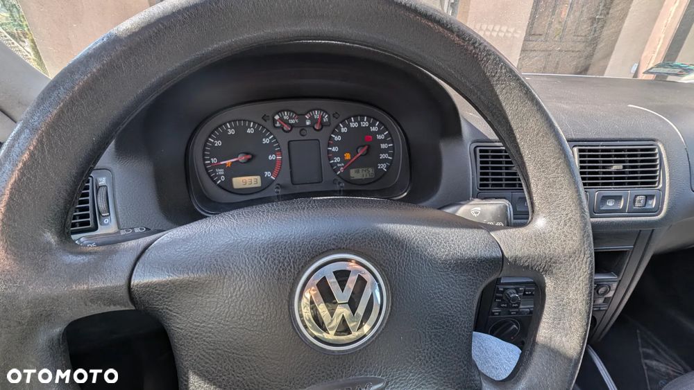Volkswagen Golf 1.4 Basis - 4