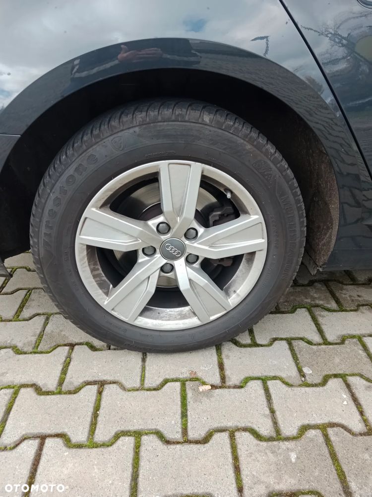 Audi A4 Avant 2.0 TDI - 9