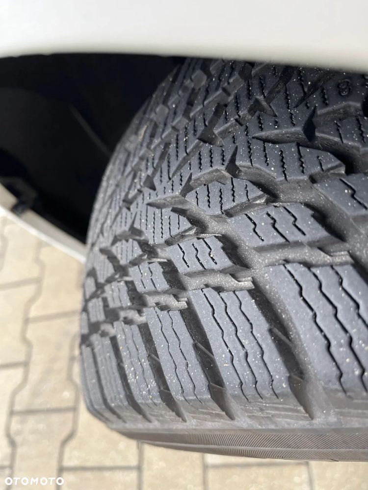 Toyota Auris 1.4 D-4D Terra EU5 - 12