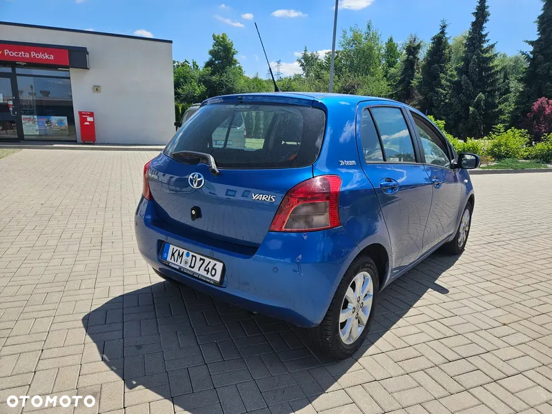 Toyota Yaris 1.0 Luna A/C - 15