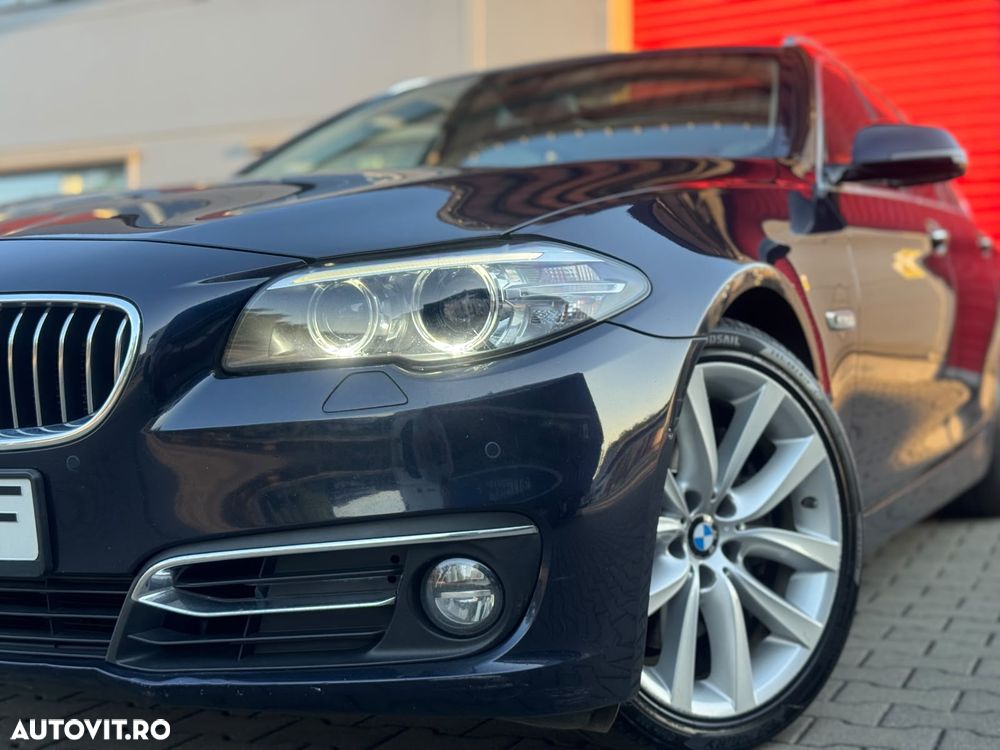 BMW Seria 5 525d Aut. - 36