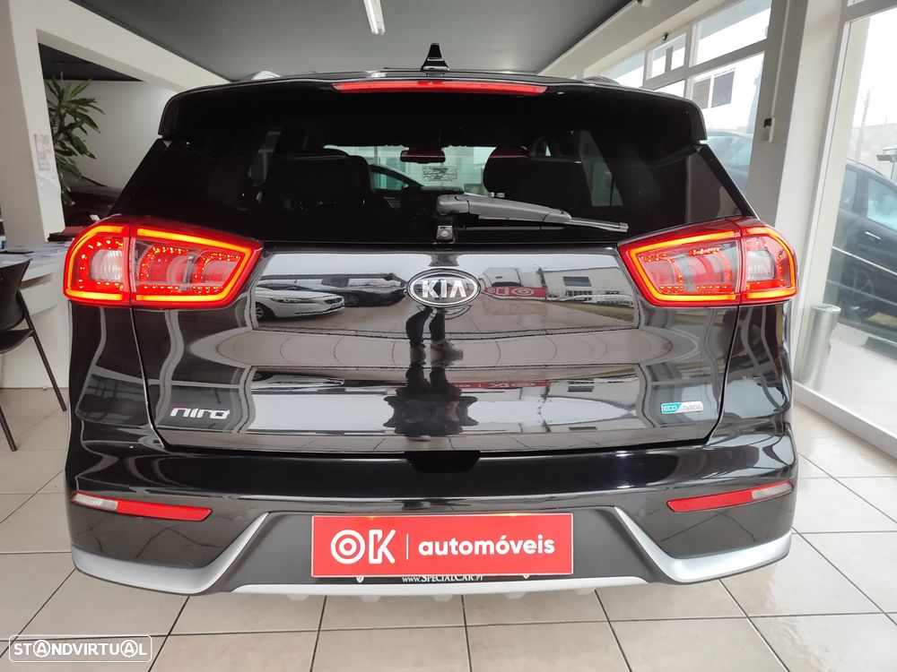 Kia Niro 1.6 GDi HEV EX - 9