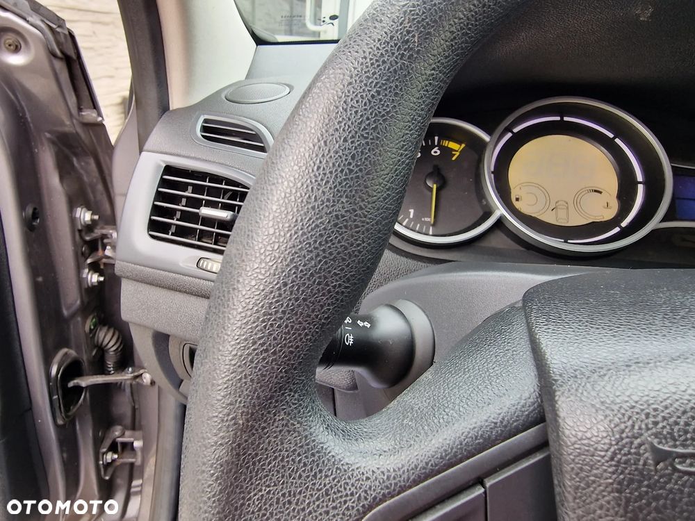 Renault Megane 1.6 16V 110 Authentique - 21