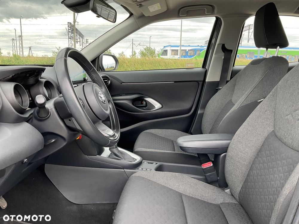 Toyota Yaris Cross Hybrid 1.5 Comfort - 13