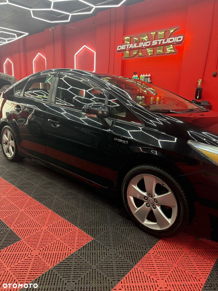 Toyota Prius - 8