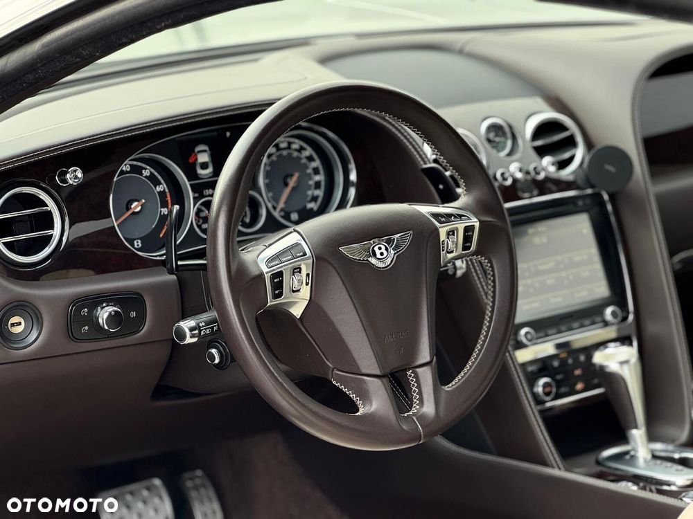 Bentley Continental GT - 13