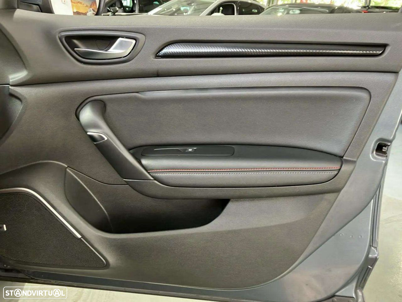 Renault Mégane Sport Tourer 1.3 TCe R.S. Line - 24