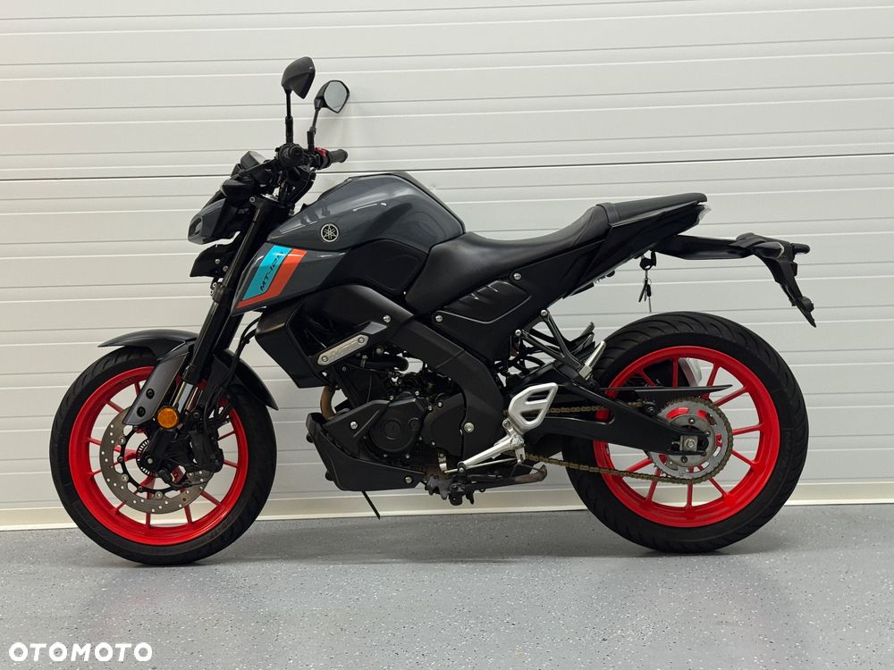 Yamaha MT - 9