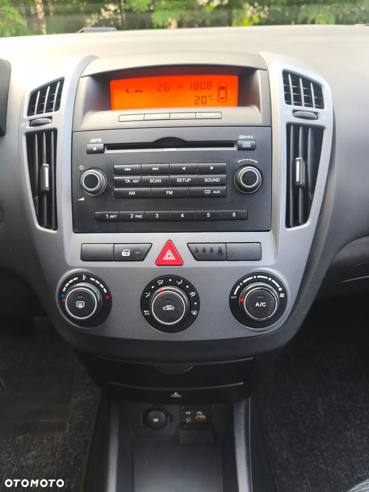 Kia Ceed 1.6 Crdi Comfort + - 12