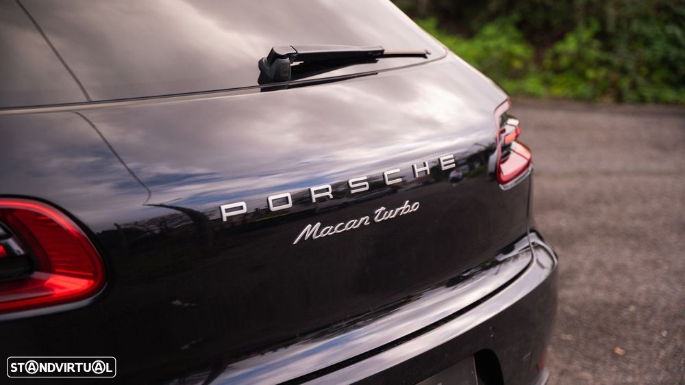 Porsche Macan Turbo PDK - 18