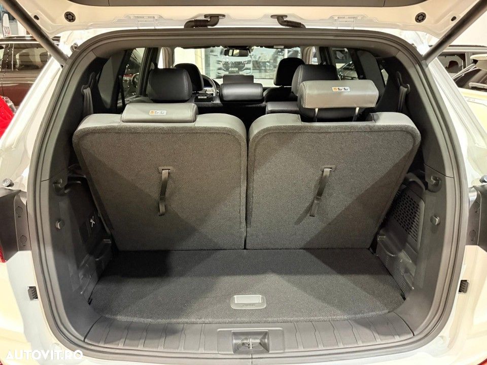 KG Mobility Rexton - 13