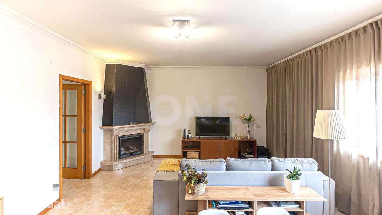 Andar Moradia T2 com Jardim Privativo - Grande imagem: 4/33