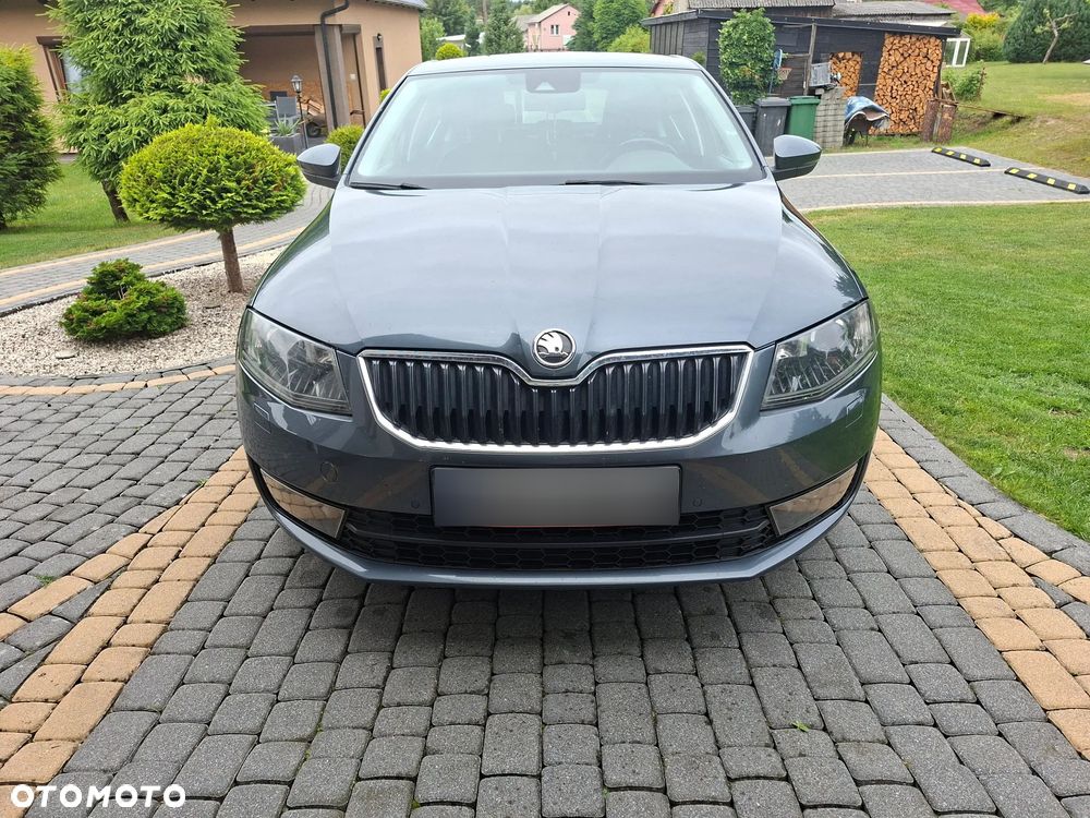 Skoda Octavia 1.6 TDI (Green tec) DSG Style - 6