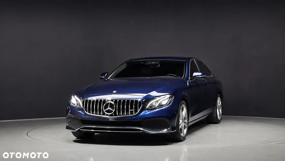 Mercedes-Benz Klasa E - 2